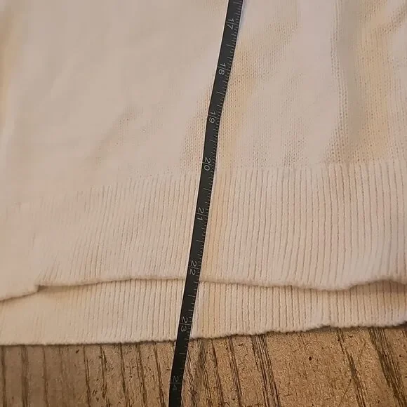 J. Crew Cream Crew Neck Sweater Size M Bell Sleeve - Picture 4 of 9